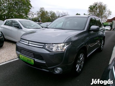 Mitsubishi Outlander 2.0 Phev Instyle Navi 4WD...