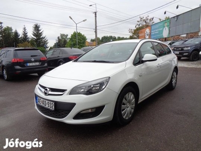 Opel Astra J Sports Tourer 1.4 T Enjoy 131ekm!!...