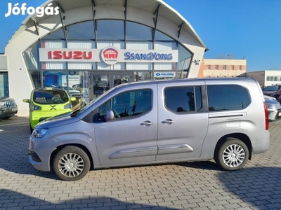 Toyota Proace City Verso 1.2T Shuttle L2H1 [7 s...