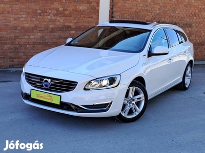 Volvo V60 2.4 D [D6] Phev AWD Summum Geartronic...