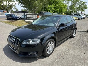 AUDI A3 1.6 TDI Attraction DPF Makulátlan