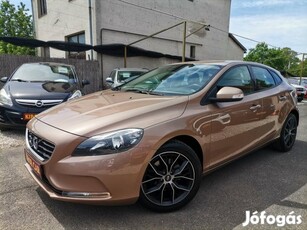 Volvo V40 1.6 T3 Kinetic M.o.-i! 92eKm! Digit K...