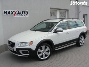 Volvo XC70 2.4 D [D5] AWD Momentum Geartronic C...