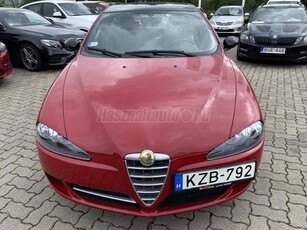 ALFA ROMEO 147 1.6 T.S. Collezione MAGYARORSZÁGI AUTÓ-FRISS MŰSZAKI-KLÍMA-TÉLI-NYÁRI KEREKEK