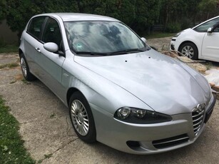 ALFA ROMEO 147 1.9 JTD 8V Distinctive