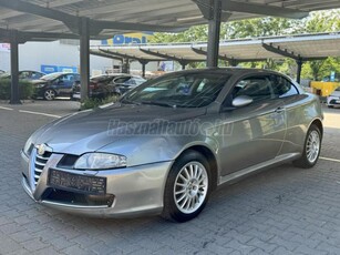 ALFA ROMEO GT 1.9 JTD 16V Distinctive BŐR//2 ZÓNÁS DIGITÁLIS KLÍMA//