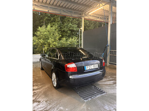 AUDI A4 2.5 V6 TDI quattro