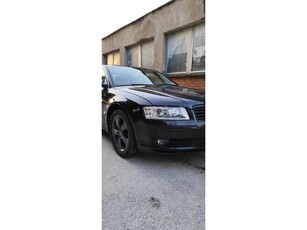 AUDI A8 4.2 V8 quattro Tiptronic ic Lang