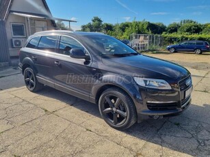 AUDI Q7 3.0 TDI DPF quattro Tiptronic ic S LINE