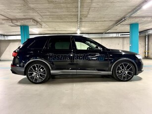 AUDI Q7 50 TDI S line quattro Tiptronic ic Áfá-s