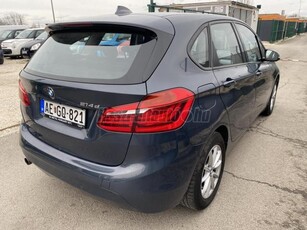 BMW 214d Advantage Parkoló asszisztens.Navigáció.jéghideg Klima