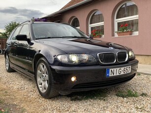 BMW 320i Touring