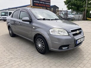 CHEVROLET AVEO 1.2 8V Elite MAGYARORSZÁGI SZERVIZKÖNYVES!KLIMÁS!MEGKIMÉLT SZÉP!8KERÉKKEL!