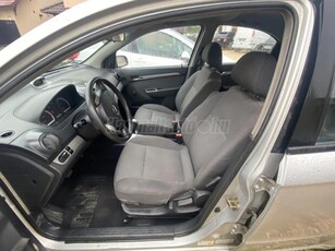 CHEVROLET AVEO 1.4 16V Platinum (Automata)