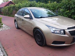 CHEVROLET CRUZE 1.6 Base