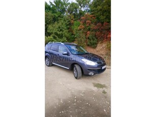 CITROEN C-CROSSER 2.2 HDi Exclusive (7 személyes )