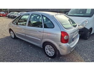 CITROEN XSARA PICASSO 1.6 Exclusive 35.000 km--szervizkönyv