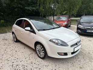 FIAT BRAVO 1.4 T-Jet Dynamic !! 136.000 KM !!ALU KERÉK !! FRISS VIZSGA !! KLÍMA !! ÜVEGTETŐ !!