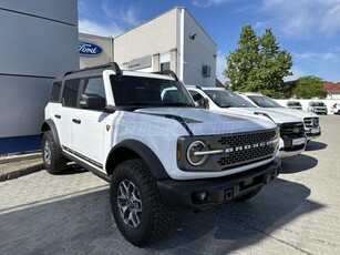 FORD BRONCO 2.7 EcoBoost Badlands e-AWD (Automata) BADLANDS EURÓPAI KÉSZLETRŐL 1 HÓNAP ALATT ÁTVEHETŐ!