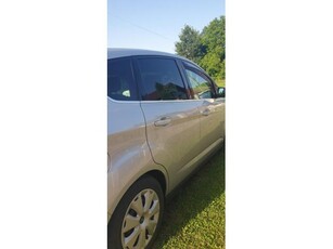 FORD C-MAX 1.6 TDCi Champions