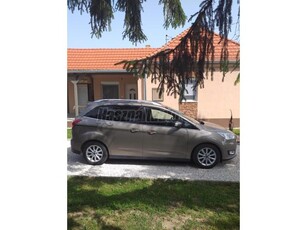 FORD C-MAX Grand1.0 EcoBoost Titanium [7 személy]