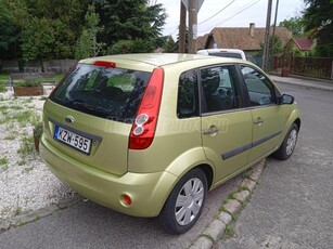 FORD FIESTA 1.3 Color