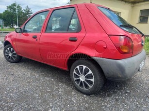 FORD FIESTA 1.3 Family MAGYAR! 108000km! NINCS KIVONVA AZONNAL VIHETŐ