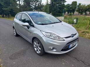 FORD FIESTA 1.4 Ghia Magyar digit klíma alufelni tolatóradar 165586km!!!