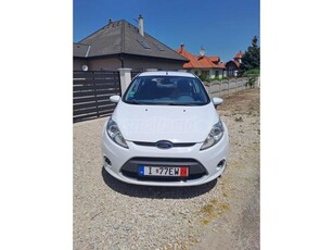 FORD FIESTA 1.4 Titanium NAGYON MEGKÍMÉLT.ROZSDAMENTES !