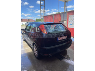 FORD FOCUS 1.4 Ambiente