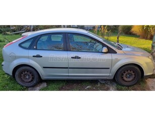 FORD FOCUS 1.6 Ambiente