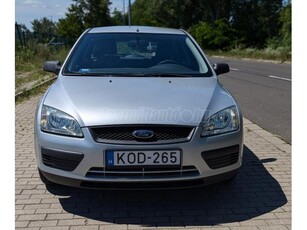 FORD FOCUS 1.6 Collection MK2