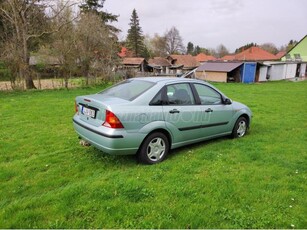 FORD FOCUS 1.6 Fresh