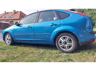 FORD FOCUS 1.6 Ghia