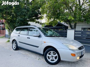 Ford Focus 1.6 Ghia Friss Műszaki 2db Gyári Kulcs