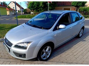 FORD FOCUS 1.8 FFV Collection