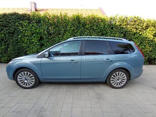 FORD FOCUS 2.0 Ghia