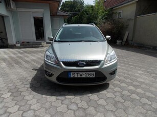 FORD FOCUS 2.0 Ghia Hölgytulaj.Végigvez.Szervízkönyv!!!