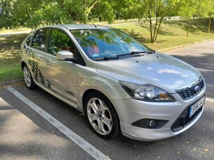 FORD FOCUS 2.0 Titanium