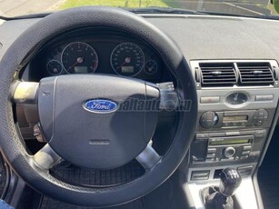 FORD MONDEO 1.8 Benzin