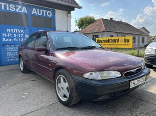 FORD MONDEO 2.0 16V Ghia klíma.napfénytető.vonóhorog.téli-nyári kerék