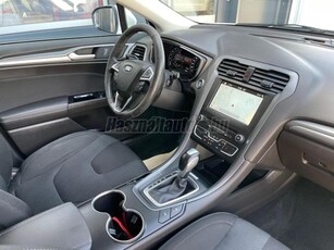 FORD MONDEO 2.0 TDCi Titanium Powershift 178.e.km Áfás Mo-i kmGarancia Navigáció Vonóhorog Téli csomag Parkradar!