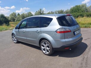 FORD S-MAX 2.0 TDCi Titanium