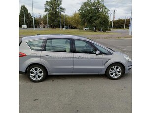 FORD S-MAX 2.0 TDCi Titanium Powershift