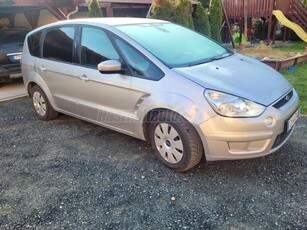 FORD S-MAX 2.0 Titanium