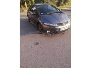 HONDA CIVIC 1.8 Type-S i-SHIFT