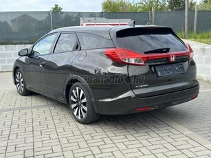 HONDA CIVIC Tourer 1.6 i-DTEC Lifestlye Navi 114 E KM-NAVI-RADAR-KAMERA-SZERVÍZKÖNYV-LEINFORMÁLHATÓ