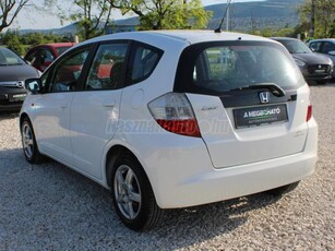 HONDA JAZZ 1.2 Trend Plus Klíma Téli-nyári kerekek Megkímélt állapot Japán gyártás