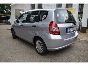 HONDA JAZZ 1.4 ES ITT és MOST AKCIÓ!!! KEVESET FUTOTT/JÉGHIDEG KLIMA/ELEKTROMOS ABLAK/ELEKTROMOS T