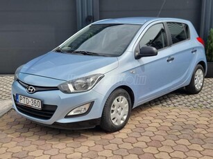 HYUNDAI I20 1.25 Comfort SZÉP VILÁGOSKÉK. KLÍMA. KÖDLÁMPA. FRISS SZERVIZ. SZERVIZKÖNYV. 2 KULCS.2026/05.V